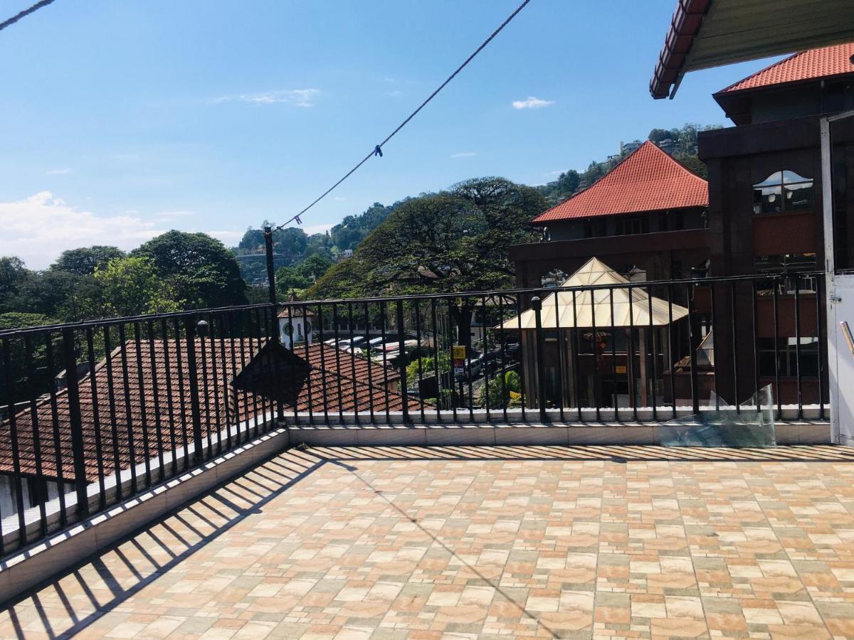 View City Point 康提 外观 照片